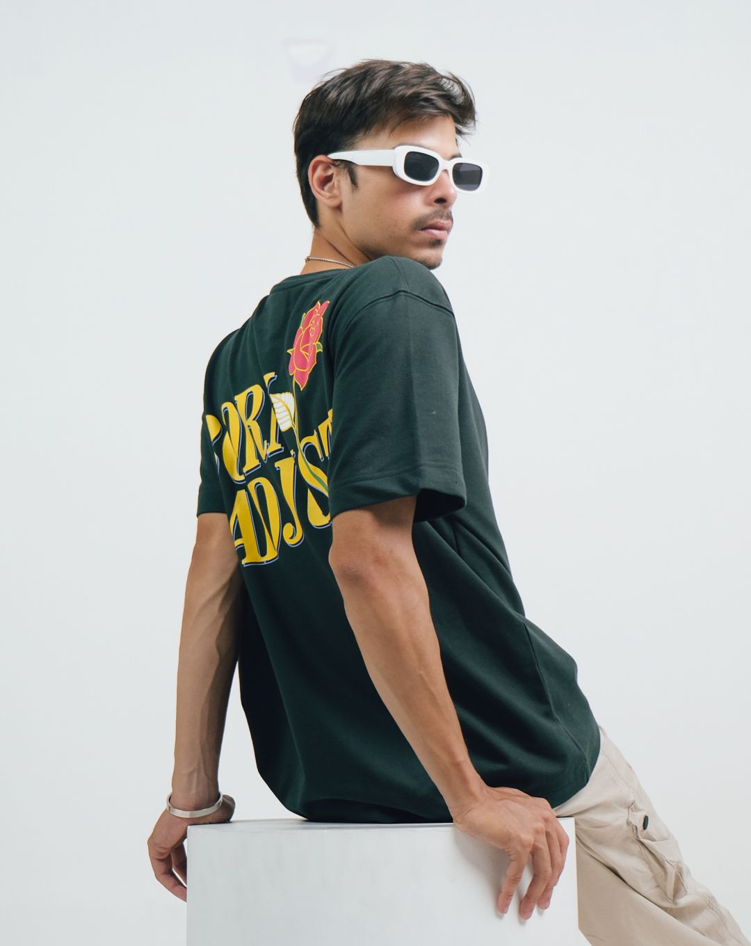BORN TO ADJUST | GREEN | OVERSIZE UNISEX TSHIRT