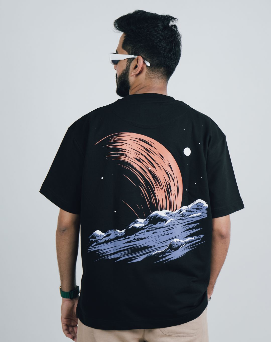 NIGHT MOON | BLACK | OVERSIZE UNISEX TSHIRT
