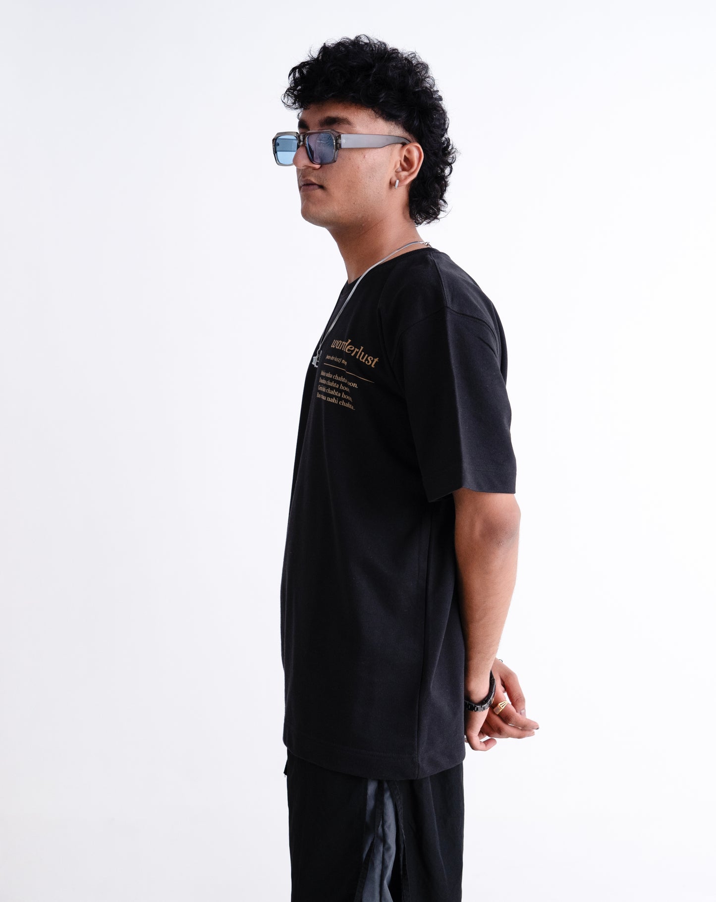 WANDERLUST | BLACK | OVERSIZED UNISEX T-SHIRT