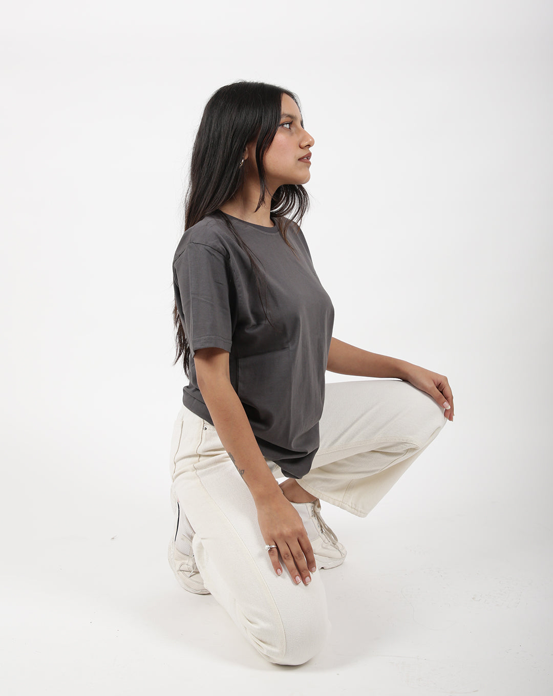 SOLID GREY REGULAR FIT TSHIRT