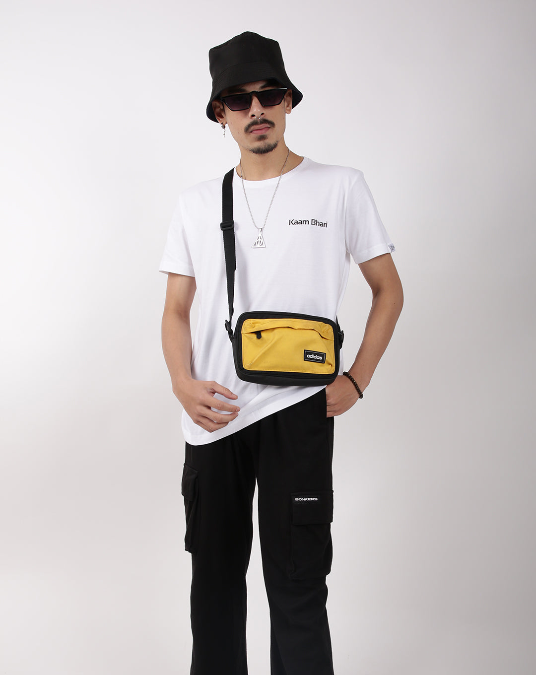 SOLID WHITE REGULAR FIT T-SHIRT