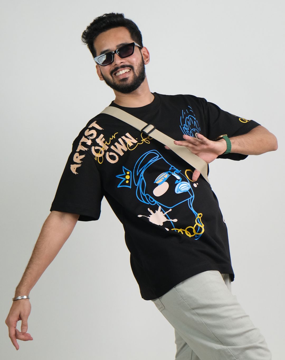 ARTIST OF YOUR OWN LIFE | BLACK | OVERSIZE UNISEX TSHIRT