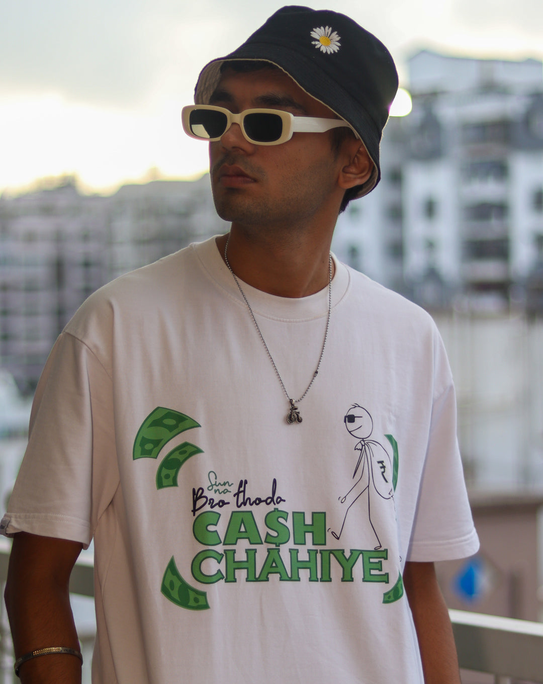 CASH CHAHIYE | WHITE | OVERSIZED UNISEX T-SHIRT