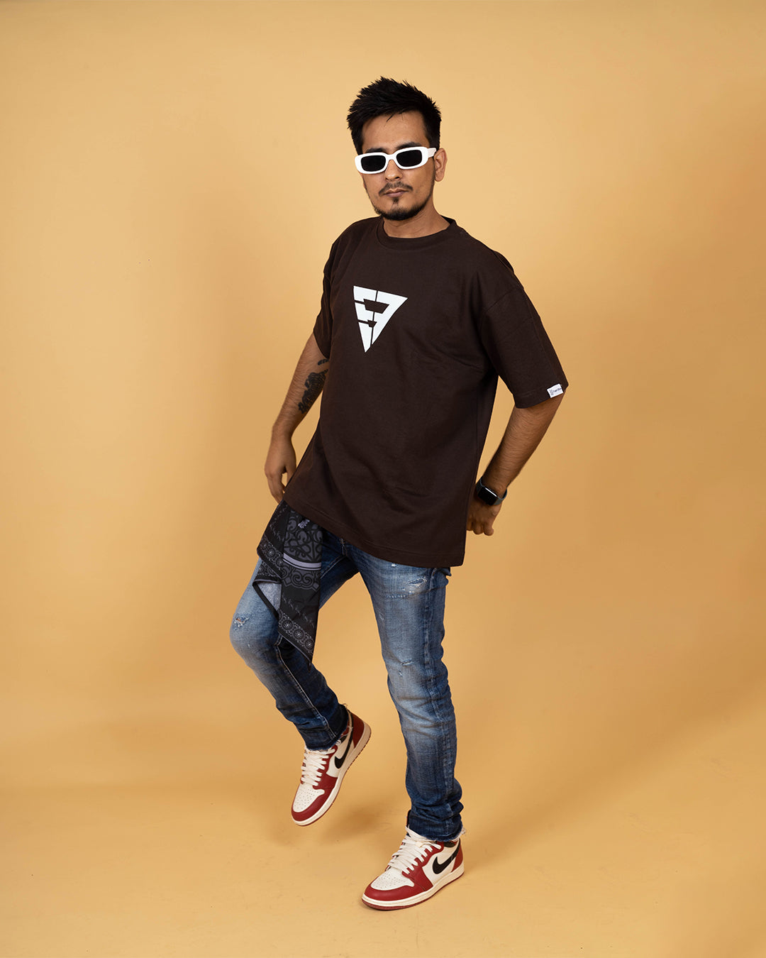 Fly High | Over Sized T-Shirt | Element7 | Brown