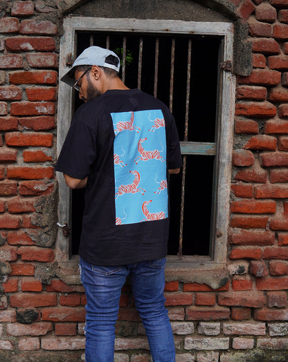 ANIMAL PRINT BLACK OVERSIZE T-SHIRT